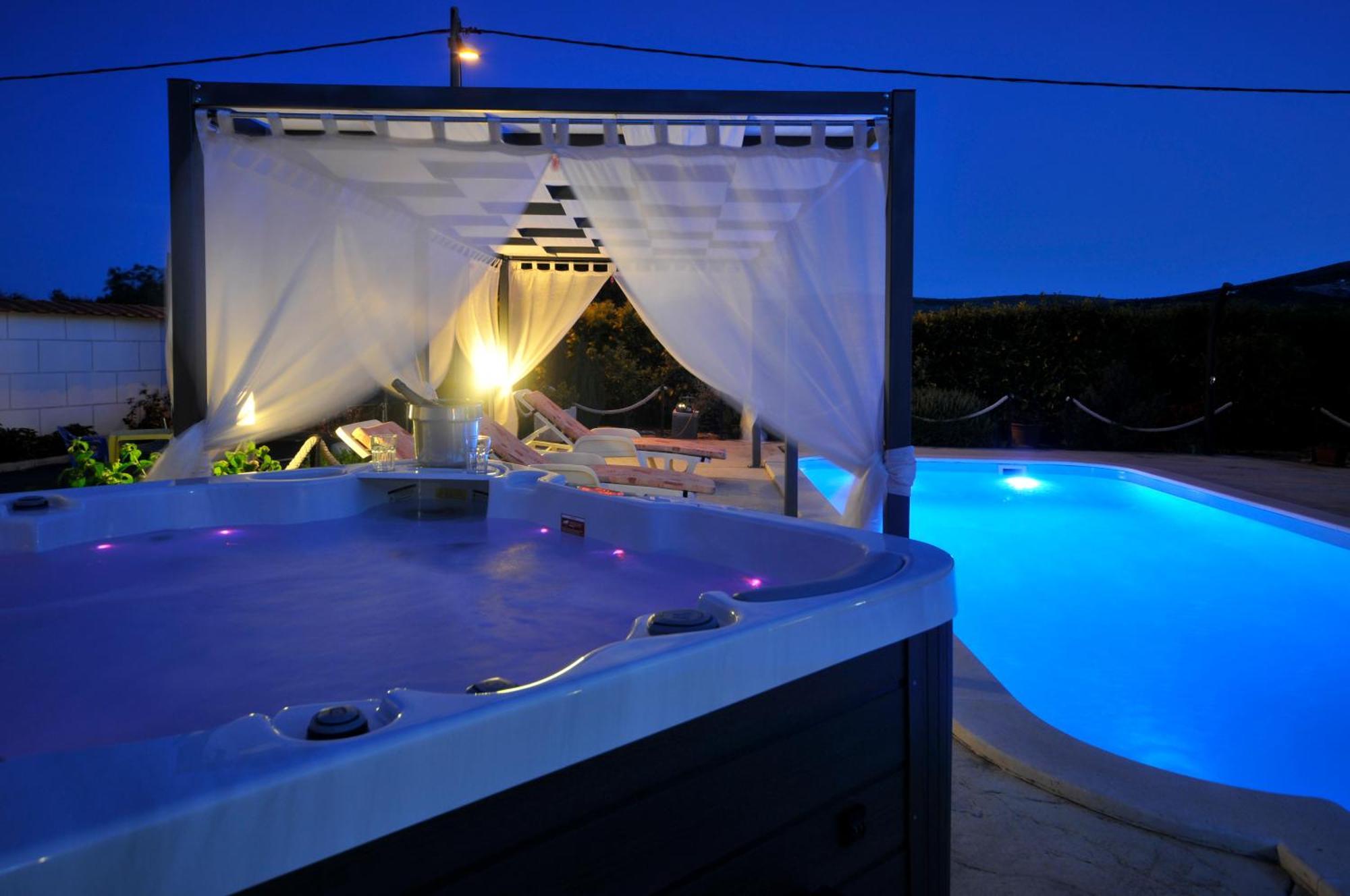 Holiday Home Near Trogir Kastel Stafilic Exterior photo